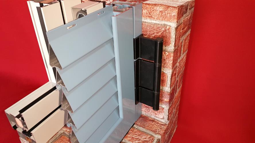 JVS Montaj obloane cu balamale