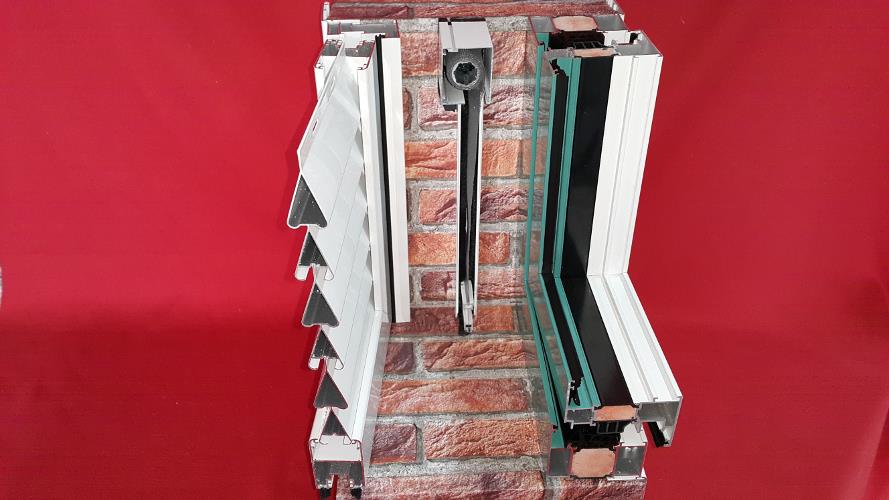 JVS Plase si tamplarie aluminiu